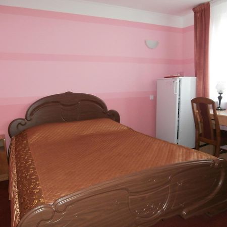 Hotel Muhavets Pruzhany Ngoại thất bức ảnh