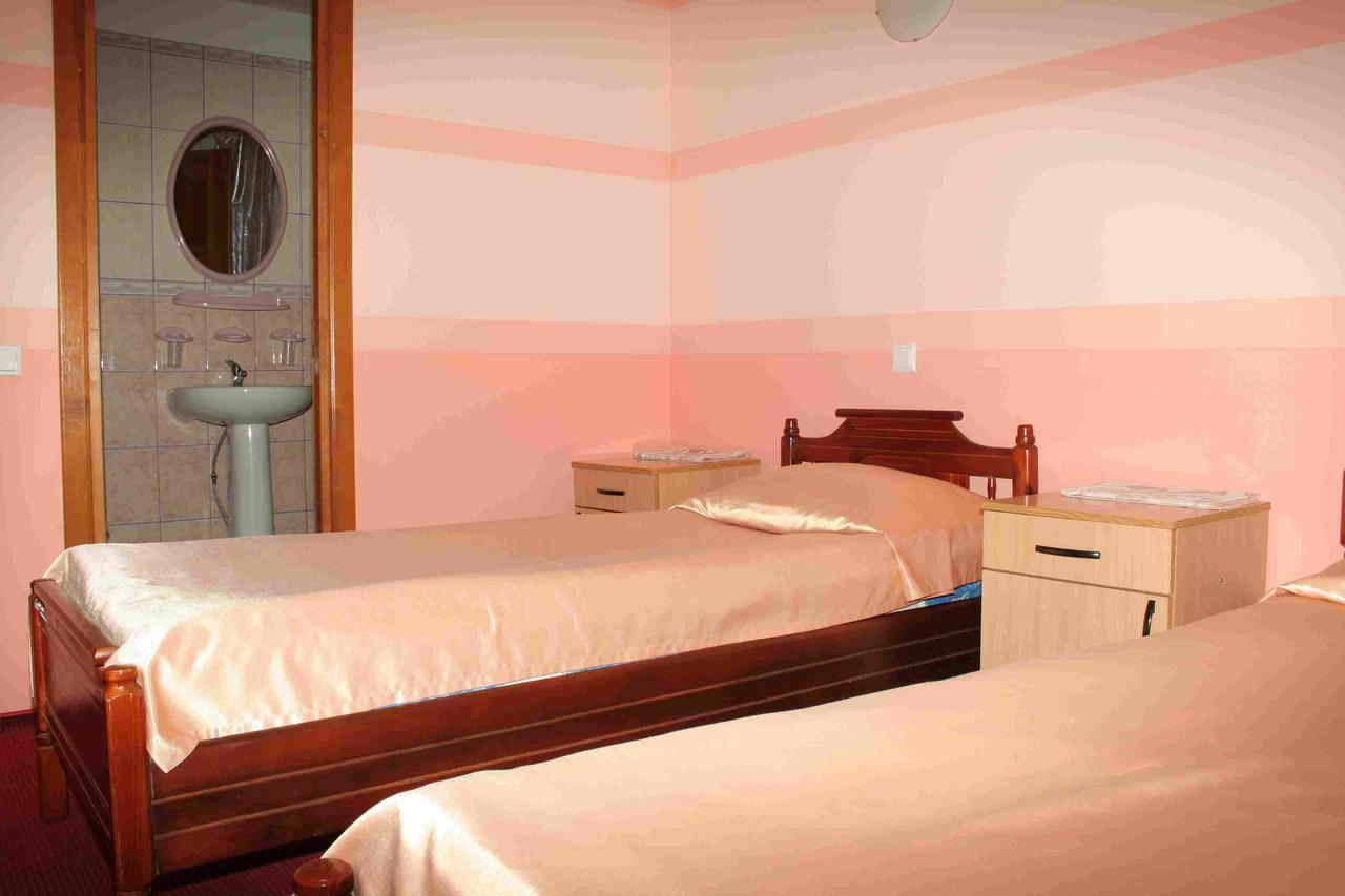 Hotel Muhavets Pruzhany Ngoại thất bức ảnh